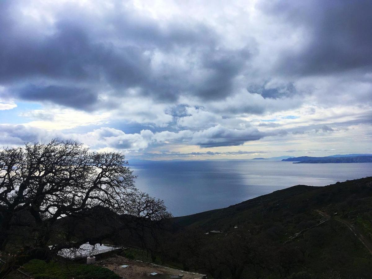 Gaia Vacation Home Agia Mavra Bagian luar foto