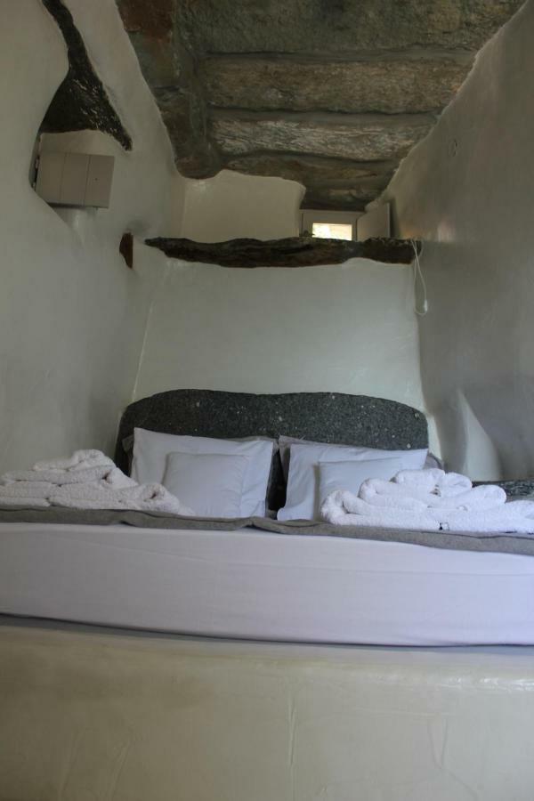 Gaia Vacation Home Agia Mavra Bagian luar foto
